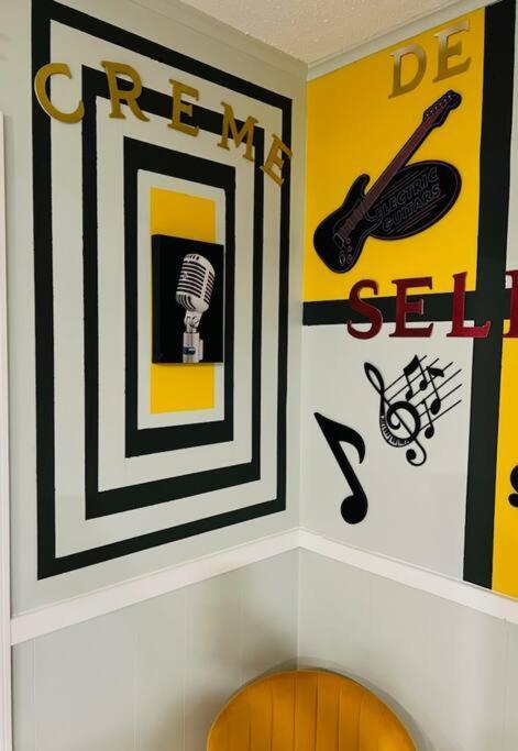 Creme De La Creme @ Graceland Memphis Esterno foto